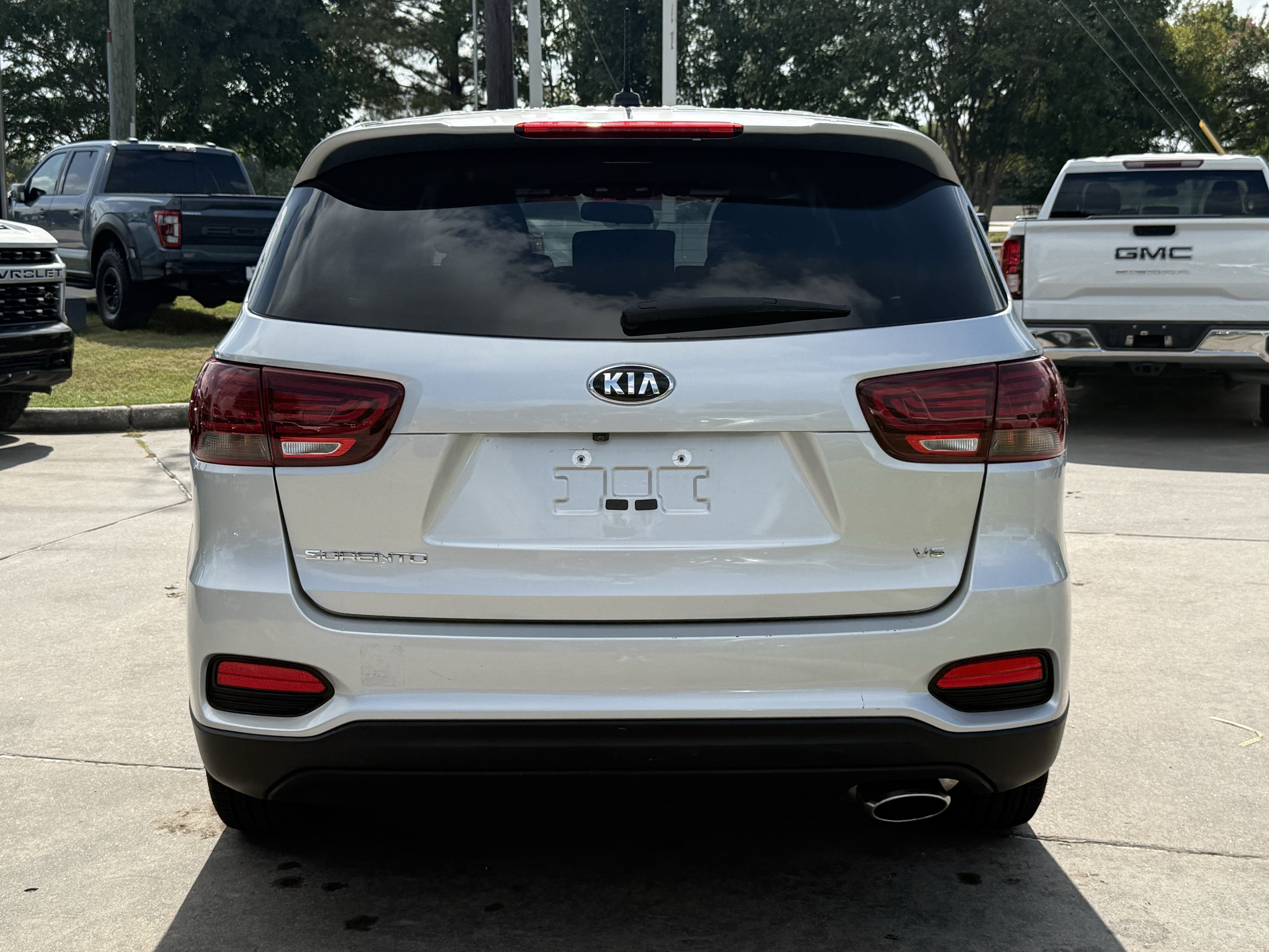 Used 2020 Kia Sorento FWD V6 image 6