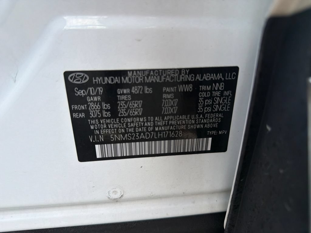 Used 2020 Hyundai Santa Fe SE FWD image 28