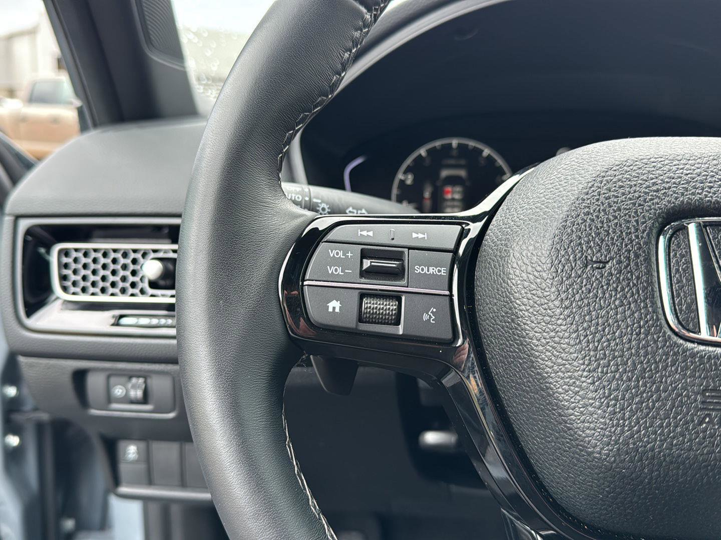 Used 2025 Honda Civic Sport image 18