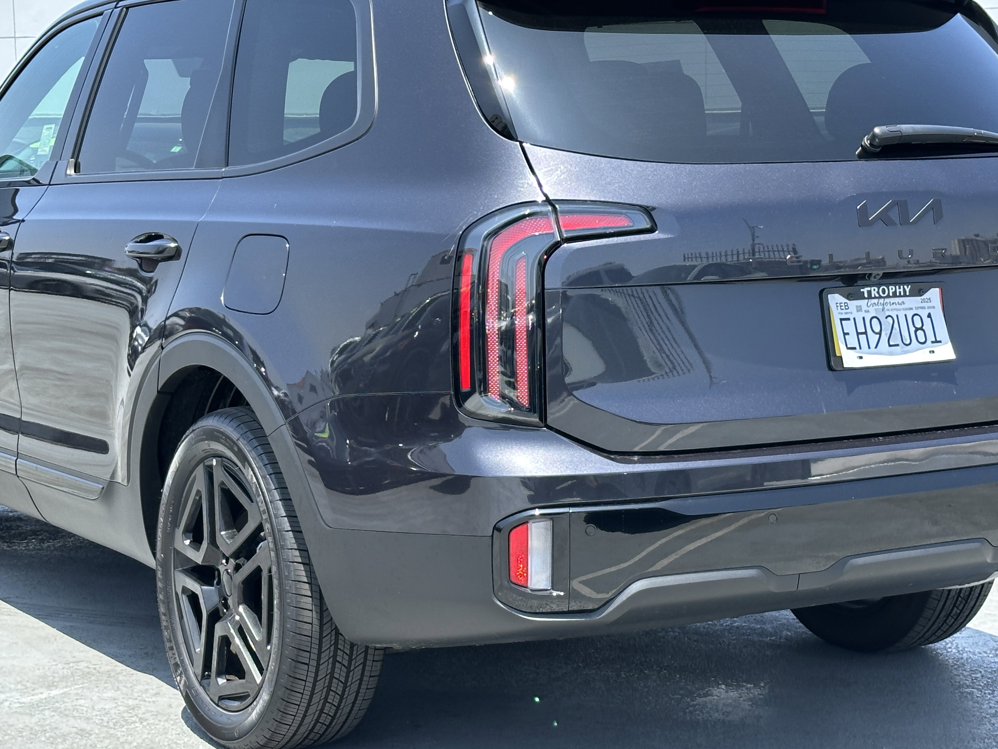 Certified 2025 Kia Telluride EX X-Line AWD/4WD image 5
