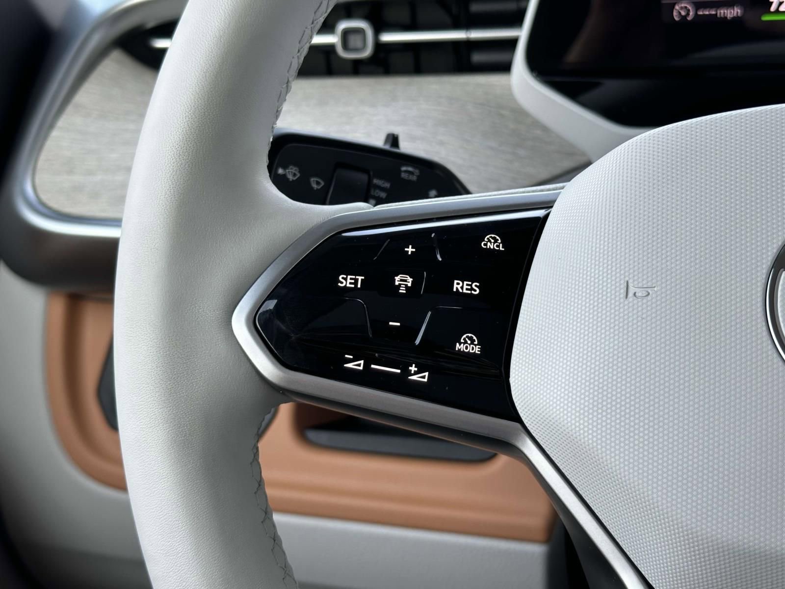 New 2025 Volkswagen ID. Buzz 1st Edition image 15