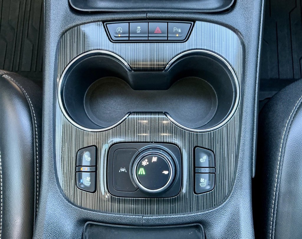 Used 2021 GMC Acadia SLT w/ Elevation Edition image 36