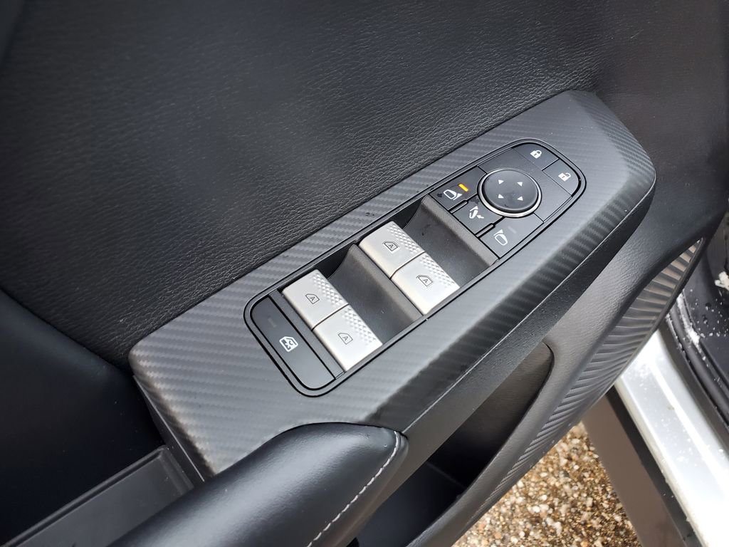 Used 2024 Mitsubishi Outlander SE image 19