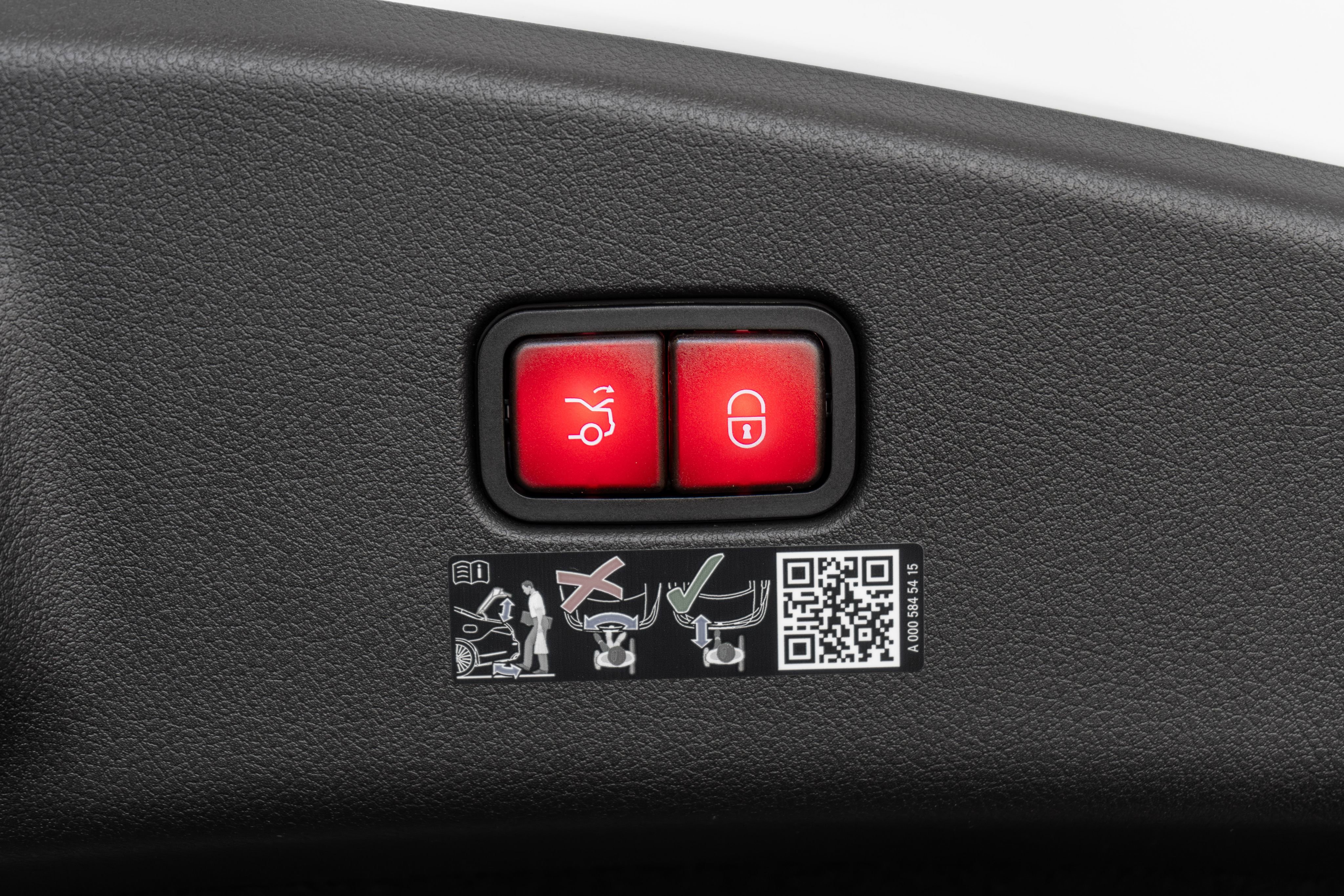 Certified 2024 Mercedes-Benz CLE 53 AMG 4MATIC image 35