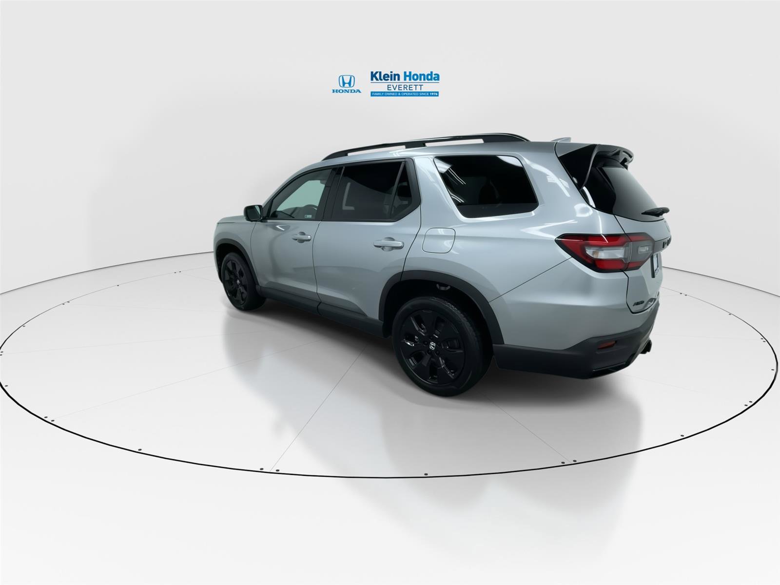 New 2026 Honda Pilot Black Edition image 8