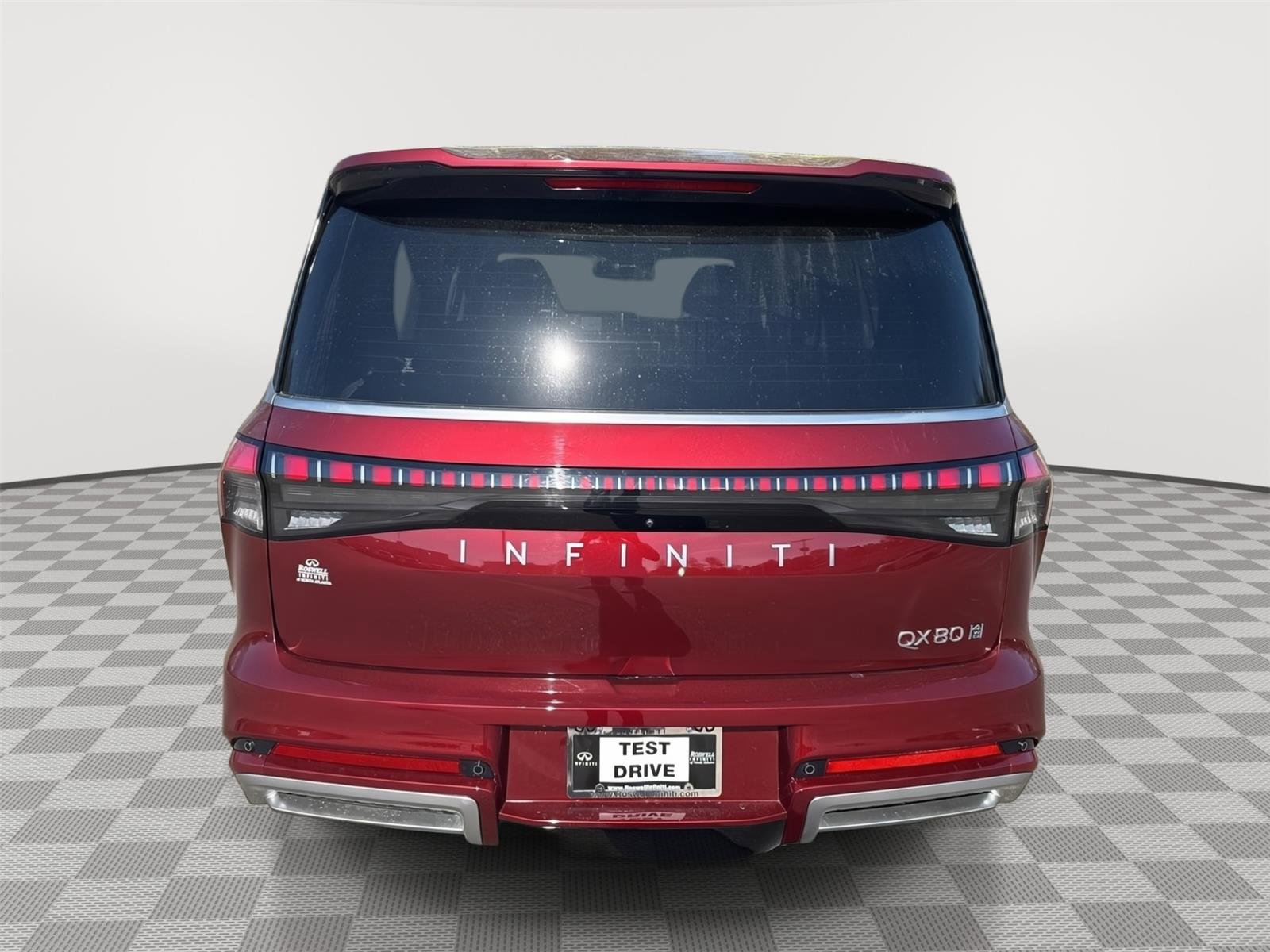 Certified 2025 INFINITI QX80 Sensory image 7