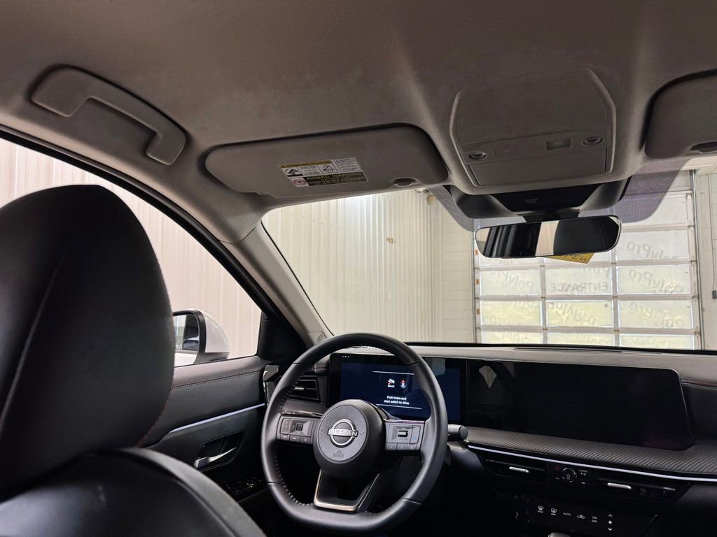 Used 2025 Nissan Kicks SR w/ Illumination Package AWD/4WD image 22