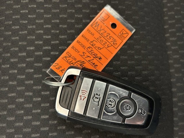 Used 2024 Ford Escape ST-Line image 29