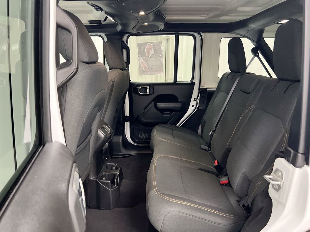 Used 2025 Jeep Wrangler Sport S image 22