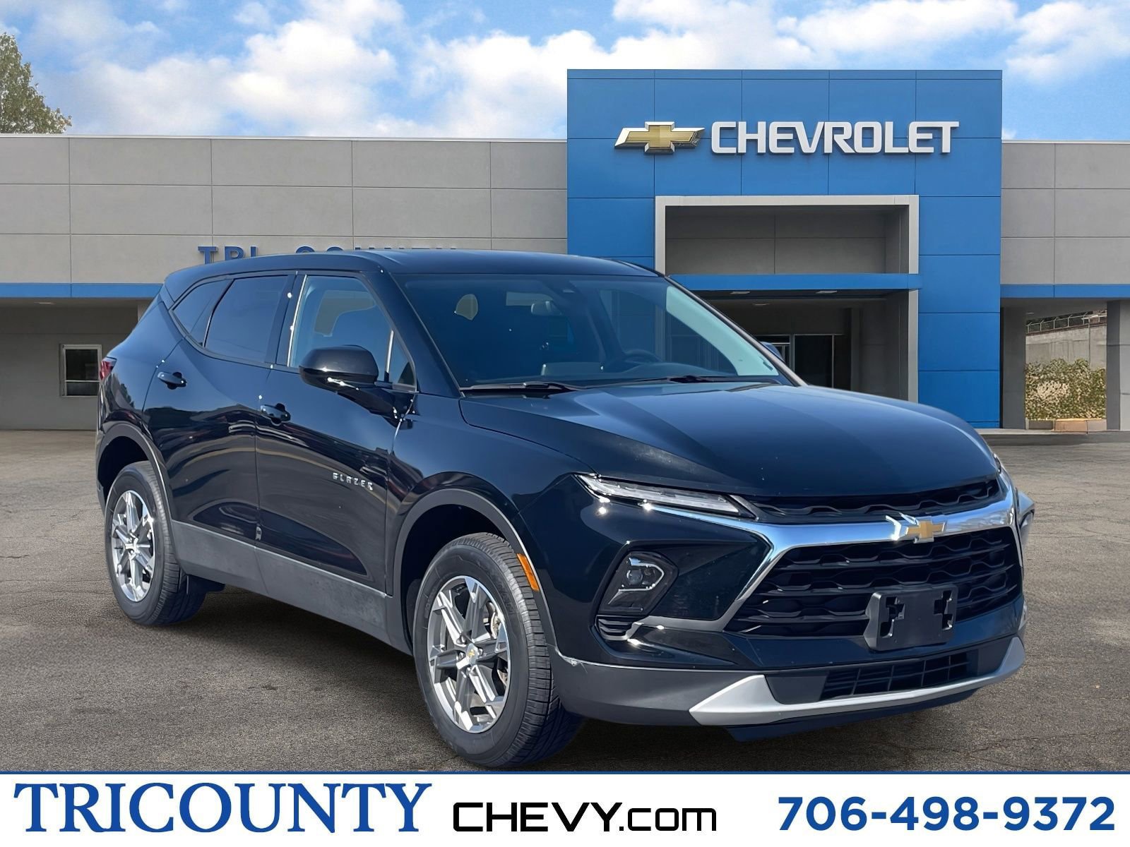 Used 2023 Chevrolet Blazer LT image 1