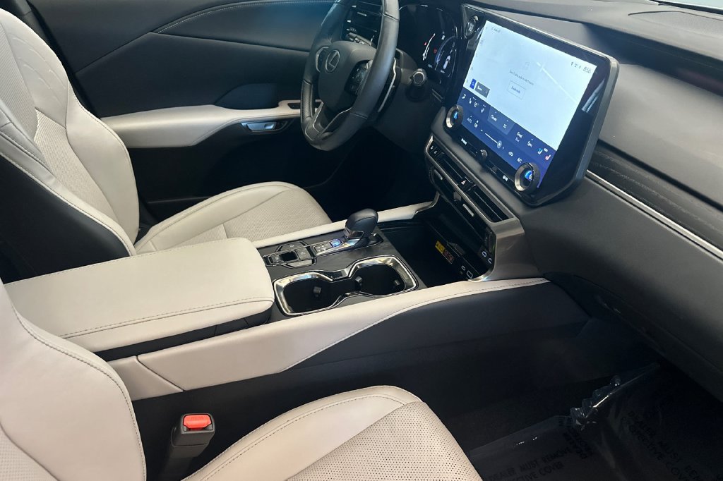 Used 2024 Lexus RX 350 Premium Plus w/ Convenience Package FWD image 16