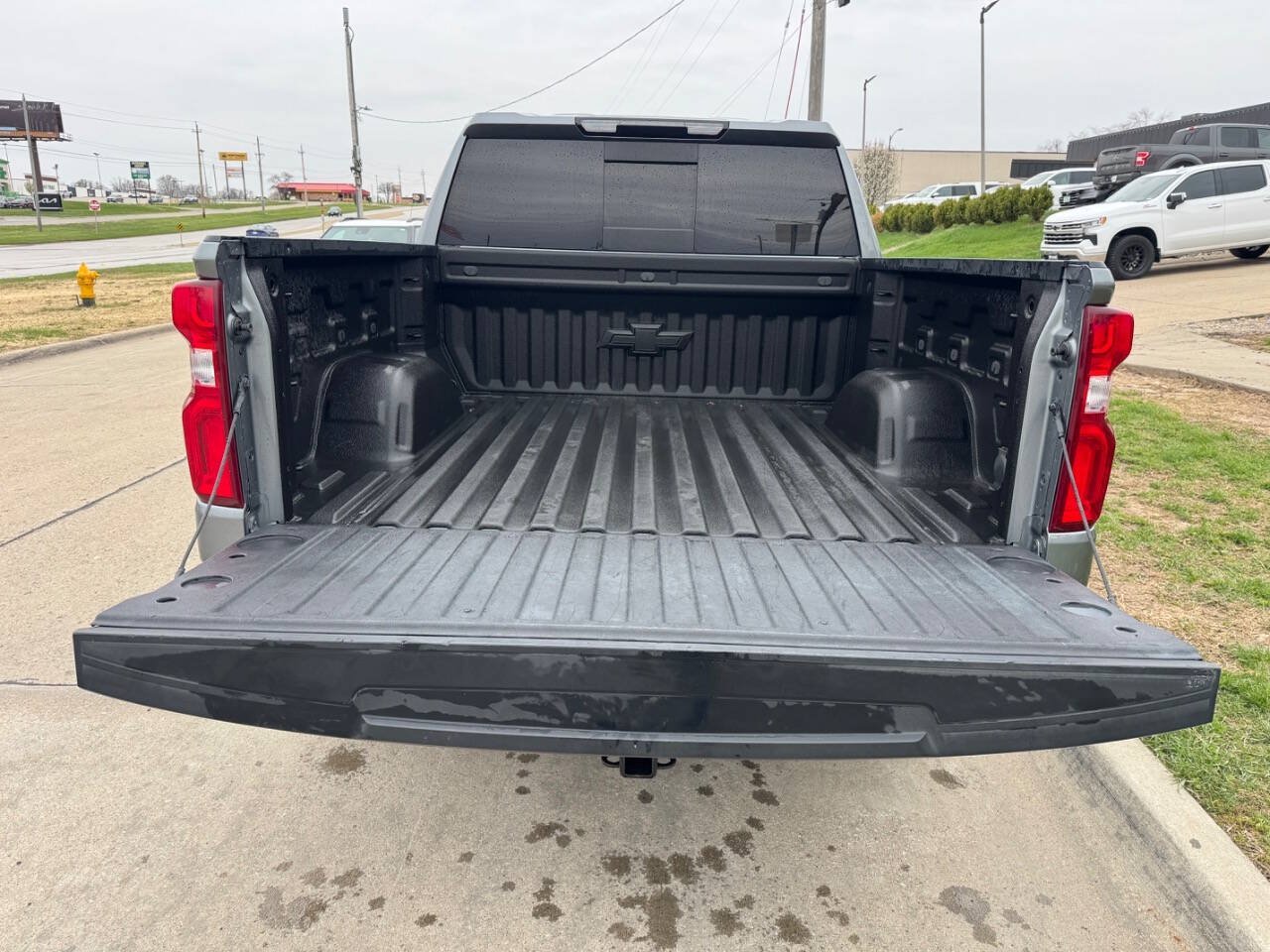 Used 2021 Chevrolet Silverado 1500 RST AWD/4WD image 10