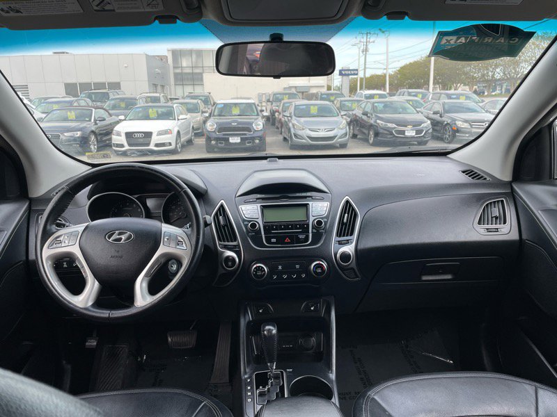 Used 2013 Hyundai Tucson GLS image 22