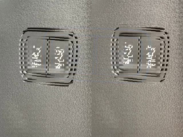 Used 2025 Hyundai Santa Fe SEL image 14