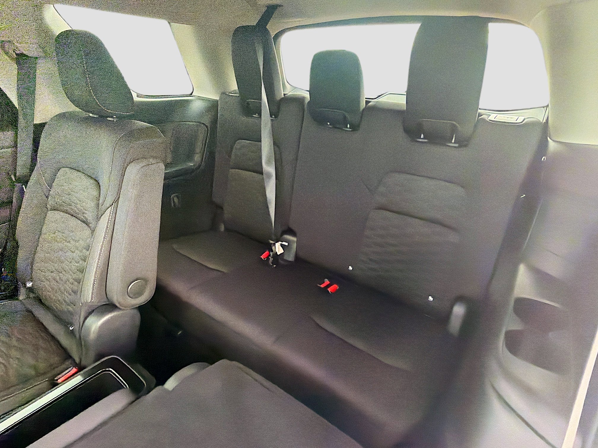 Used 2023 Nissan Pathfinder SV w/ SV Premium Package AWD/4WD image 30