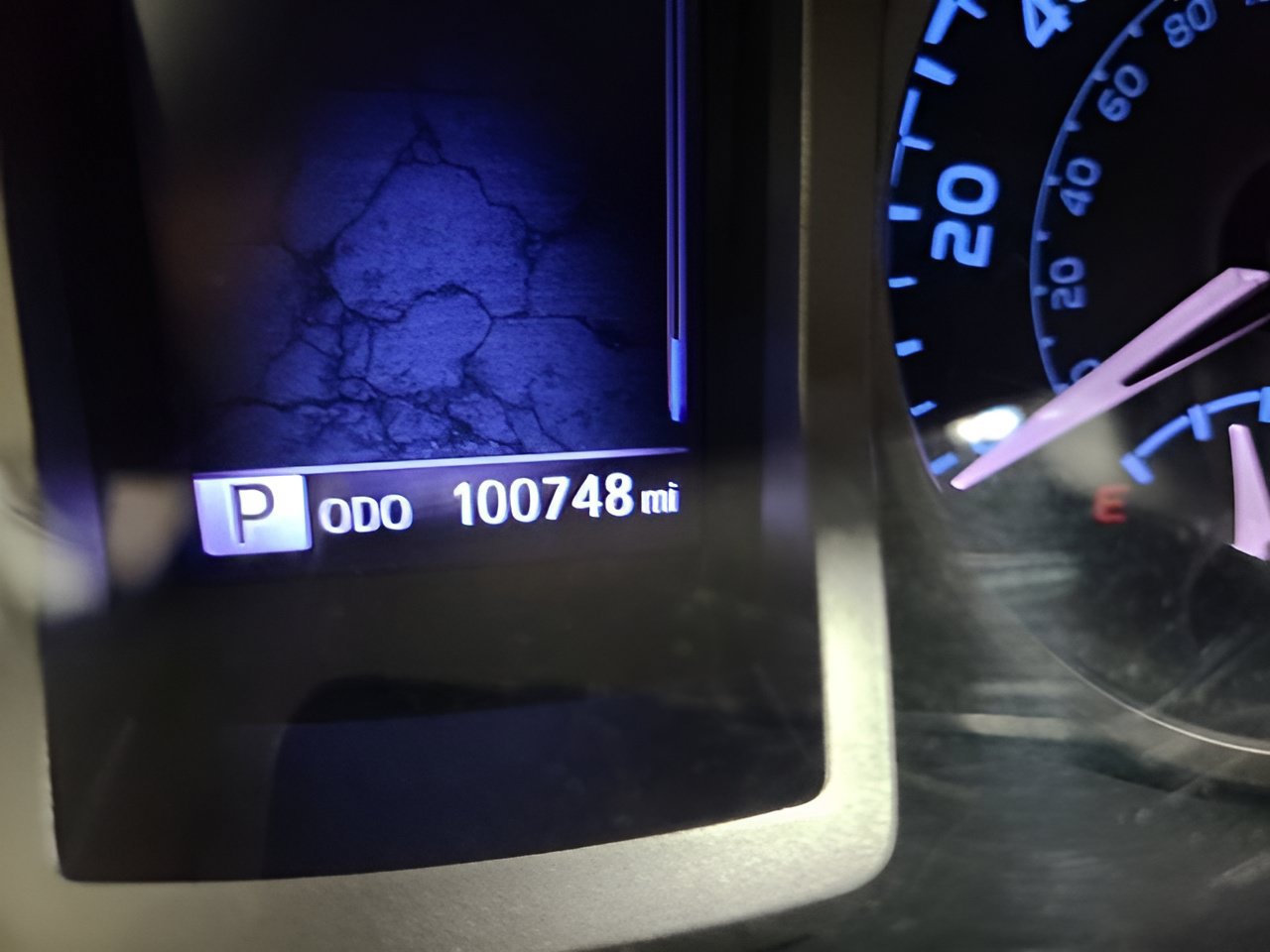 Used 2021 Toyota Tacoma SR5 w/ Technology Package AWD/4WD image 30