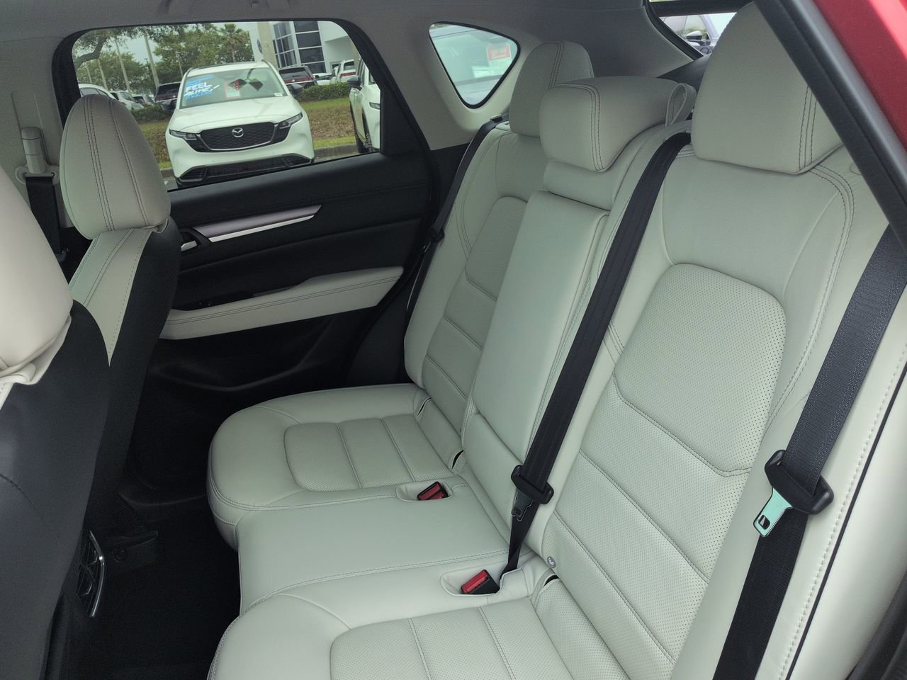 Used 2025 MAZDA CX-5 AWD 2.5 S w/ Premium Plus Pkg image 14
