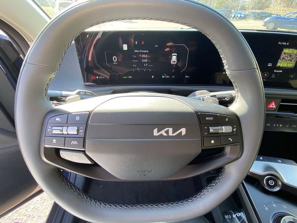 New 2025 Kia EV6 Light w/ Light LR Technology Package image 6