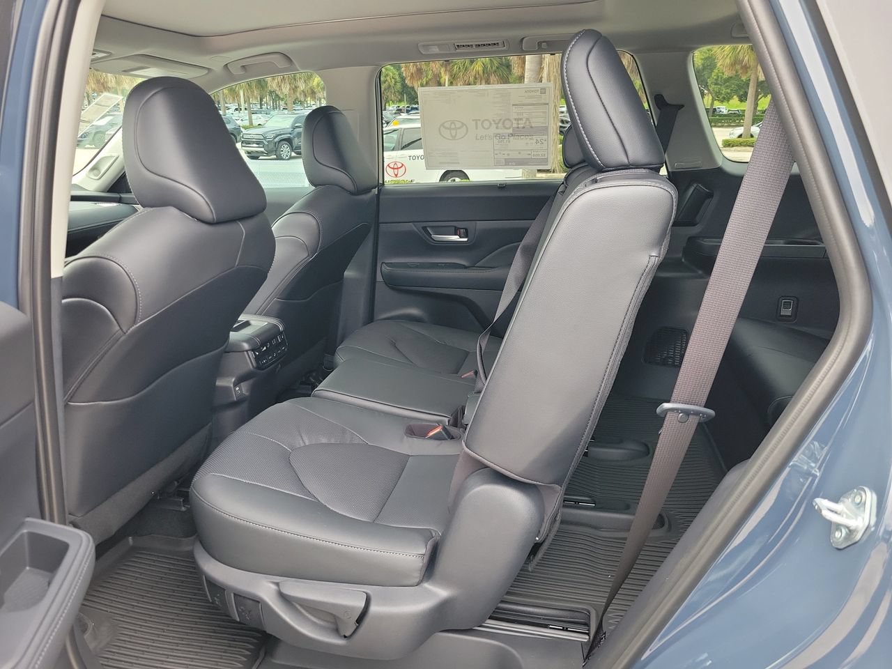 New 2026 Toyota Grand Highlander FWD image 11