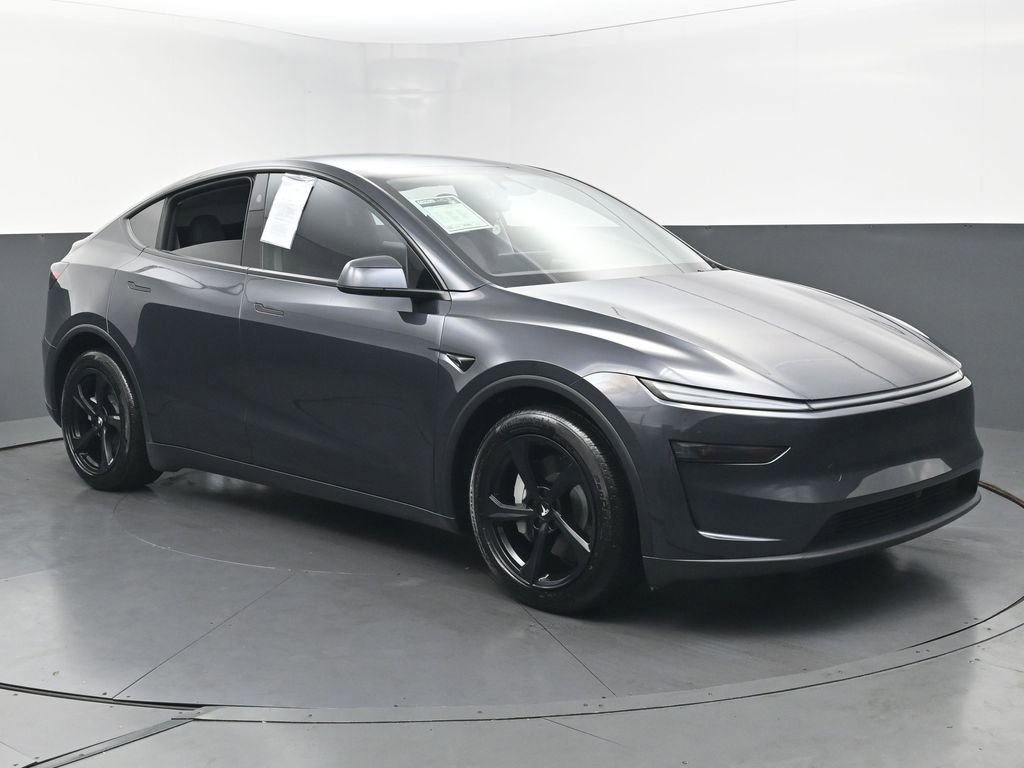 Used 2026 Tesla Model Y Long Range image 2