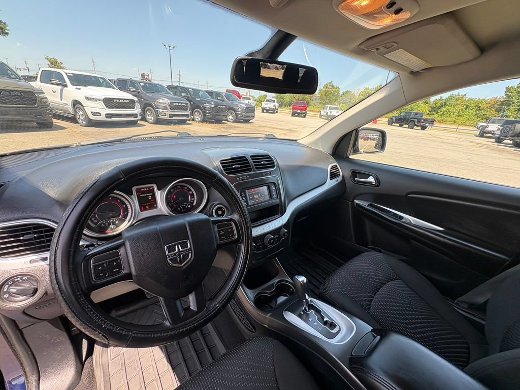 Used 2020 Dodge Journey SE FWD image 14