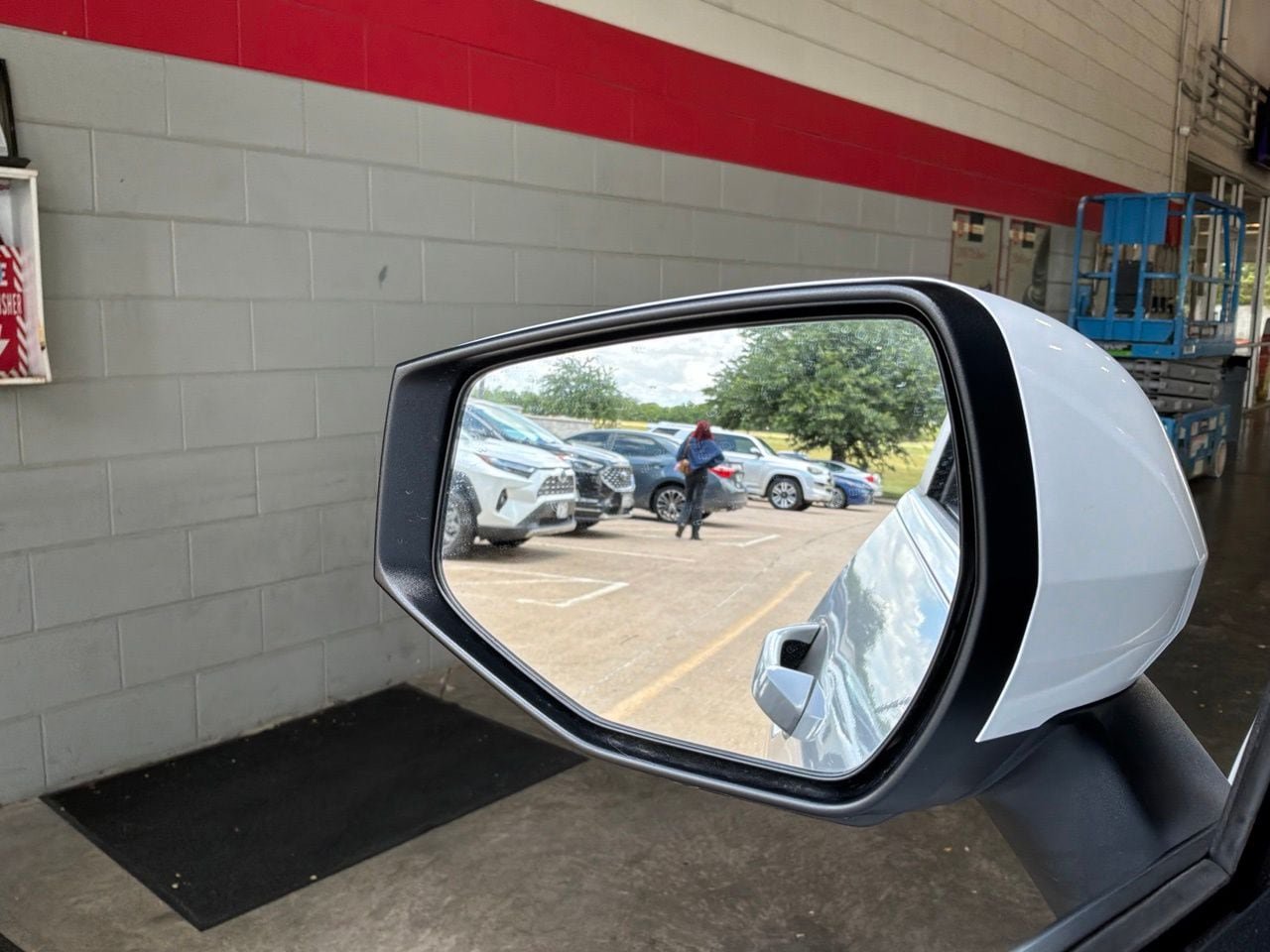 Used 2026 Kia Sportage LX FWD image 18
