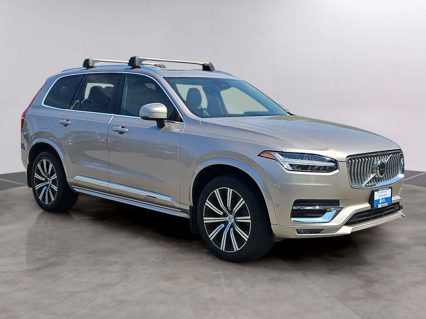 Used 2023 Volvo XC90 B6 Plus w/ Protection Package AWD/4WD image 3