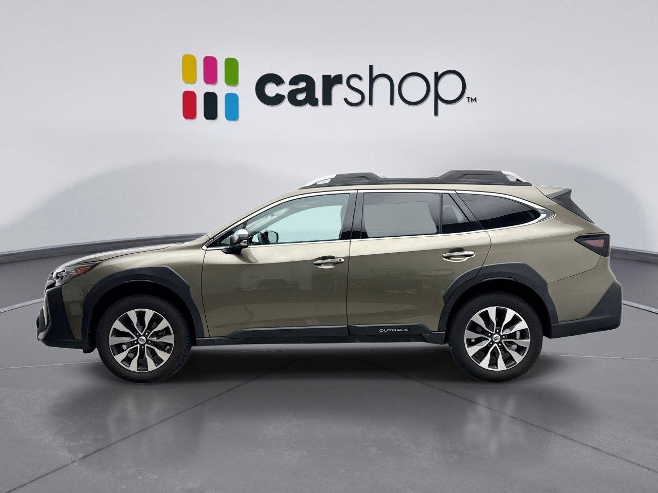 Used 2023 Subaru Outback Touring image 2