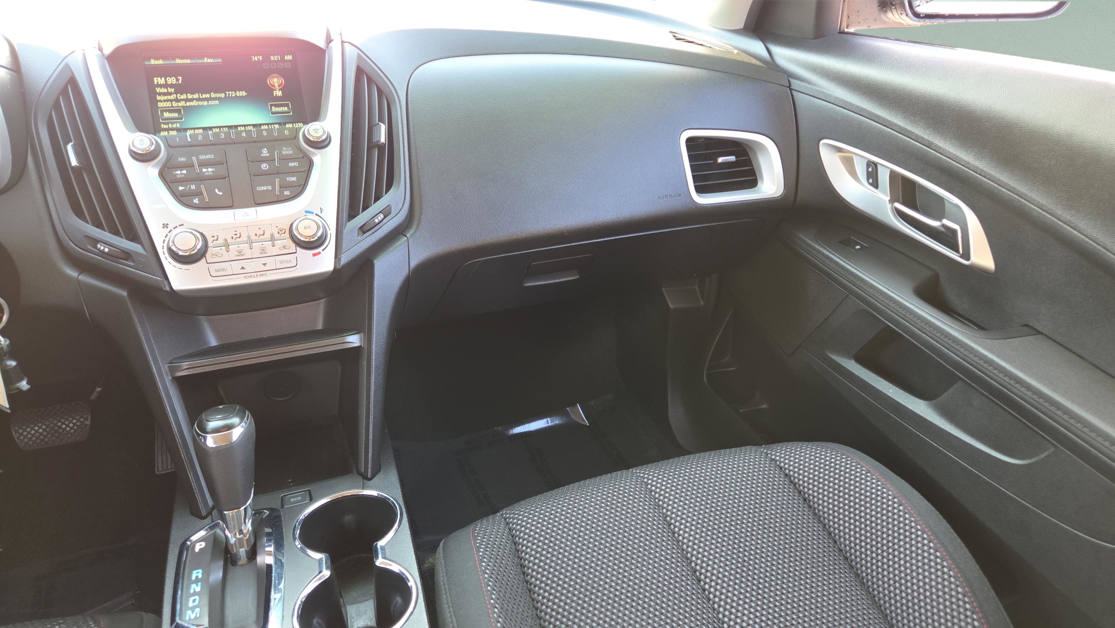 Used 2017 Chevrolet Equinox LS image 14