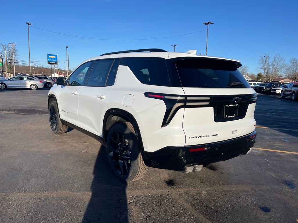 New 2026 Chevrolet Traverse RS image 3