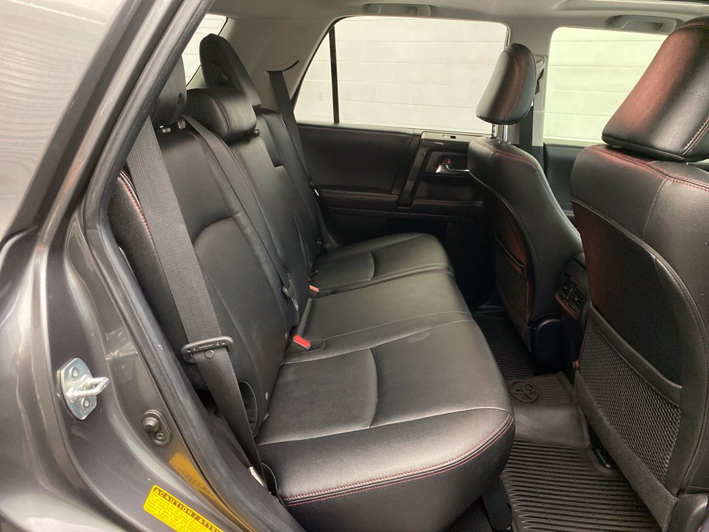 Used 2020 Toyota 4Runner Venture w/ Moonroof Package AWD/4WD image 25