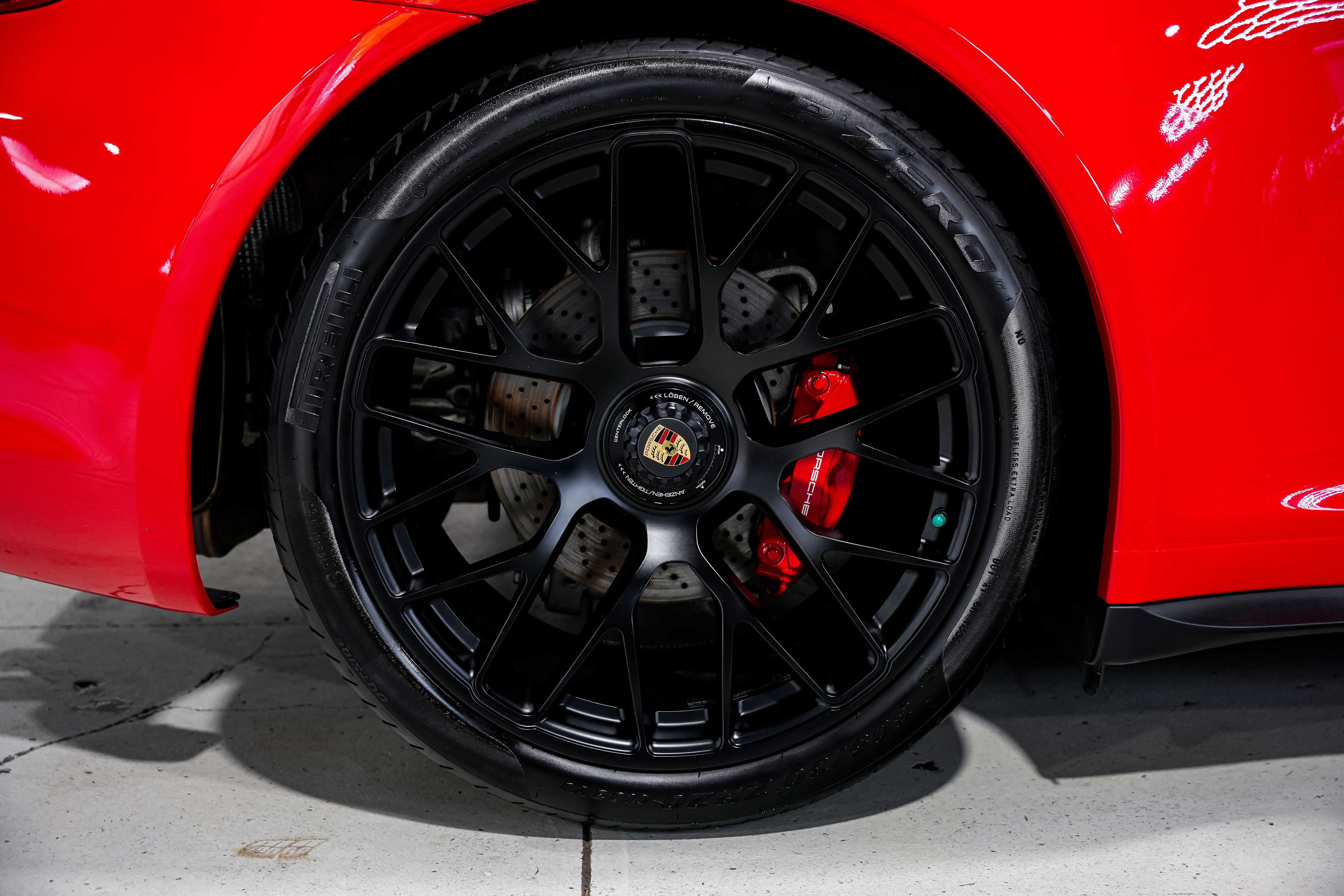 Used 2015 Porsche 911 Carrera 4 GTS w/ Bose Audio Package AWD/4WD image 45