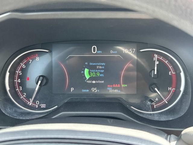 Used 2025 Toyota RAV4 XLE AWD/4WD image 27