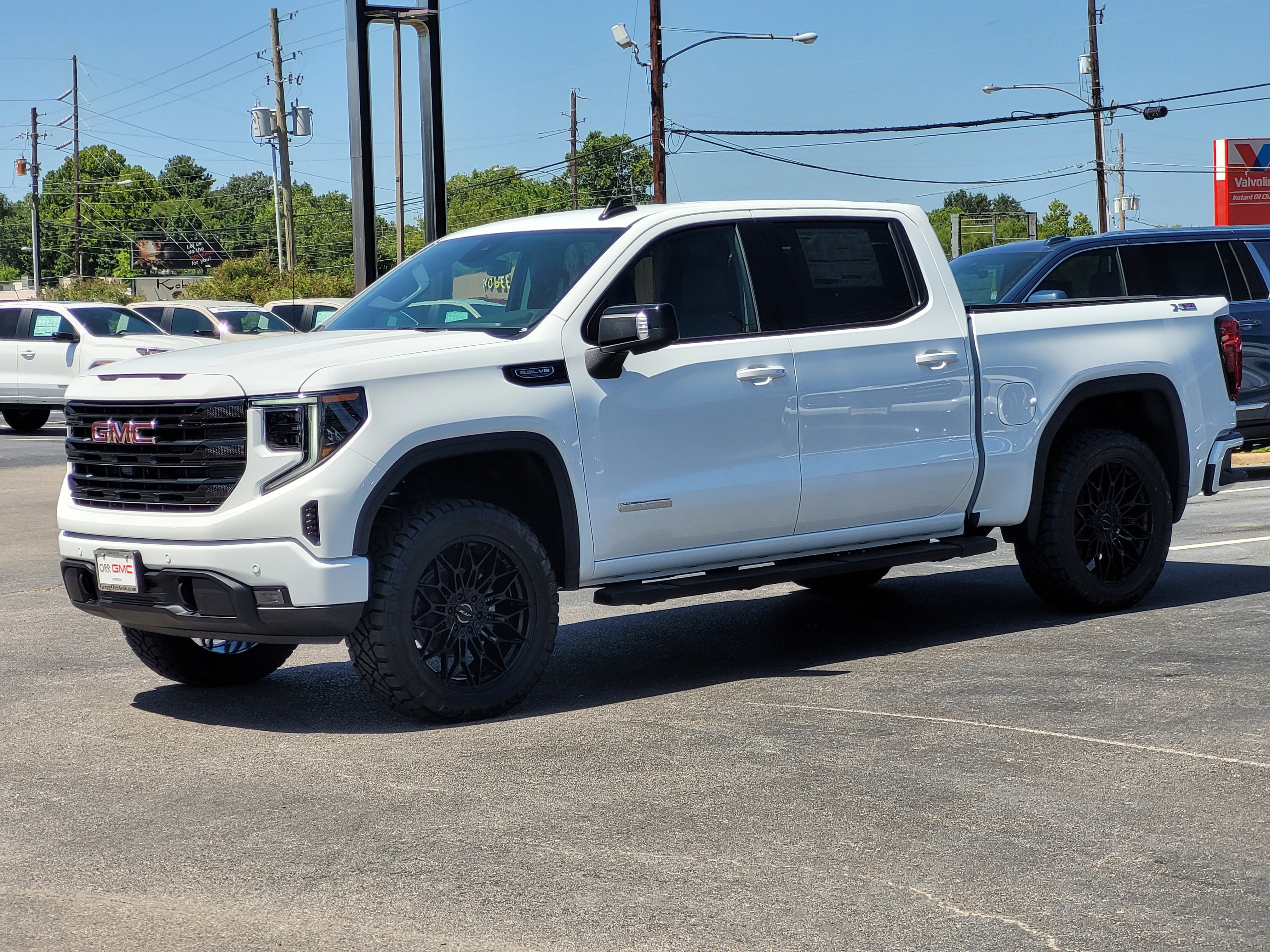 New 2026 GMC Sierra 1500 Elevation w/ Elevation Premium Package AWD/4WD image 3