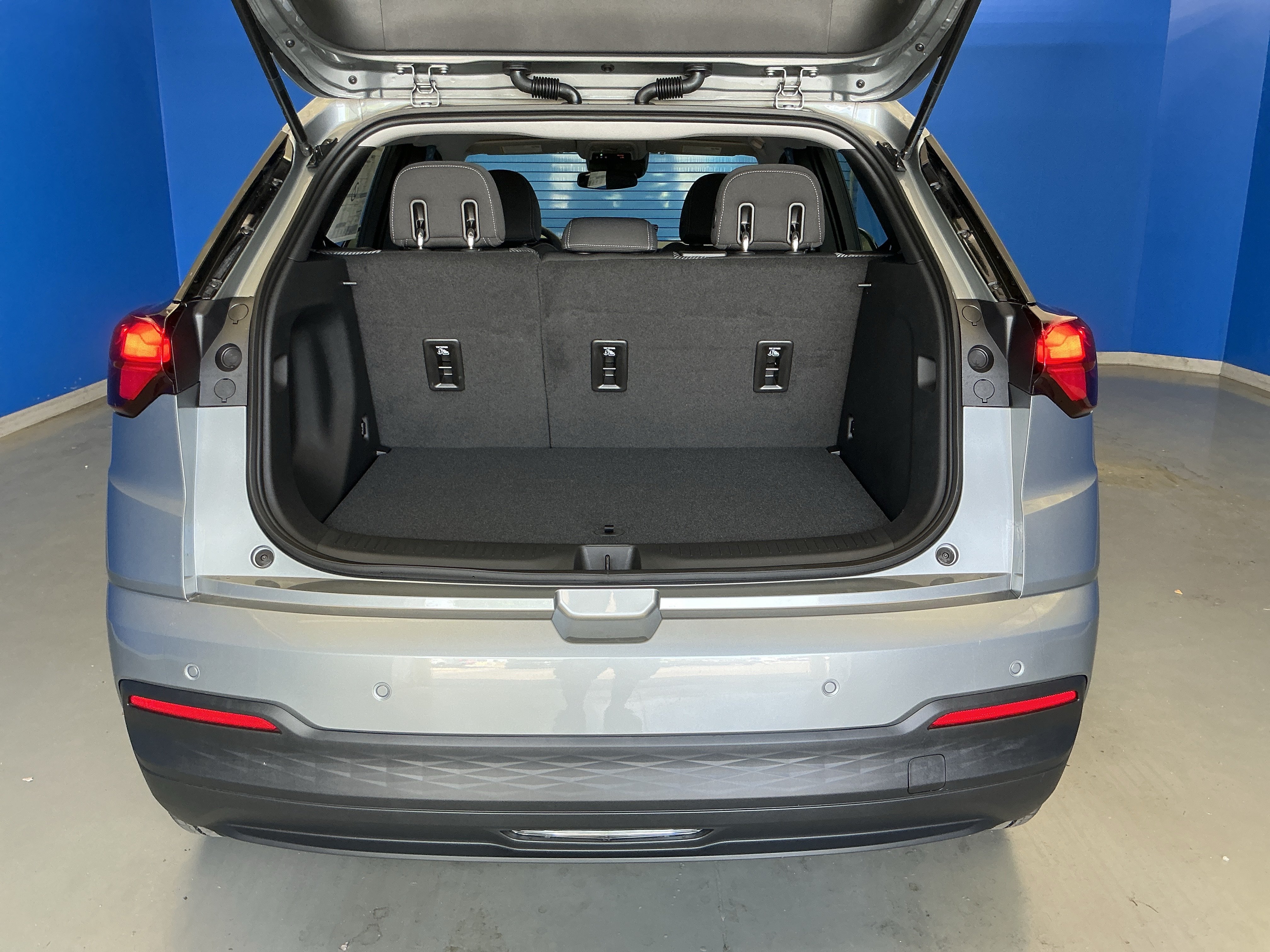 New 2027 Chevrolet Bolt LT FWD image 12