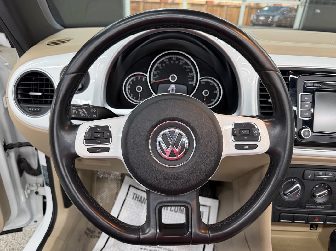 Used 2014 Volkswagen Beetle 1.8T FWD image 19
