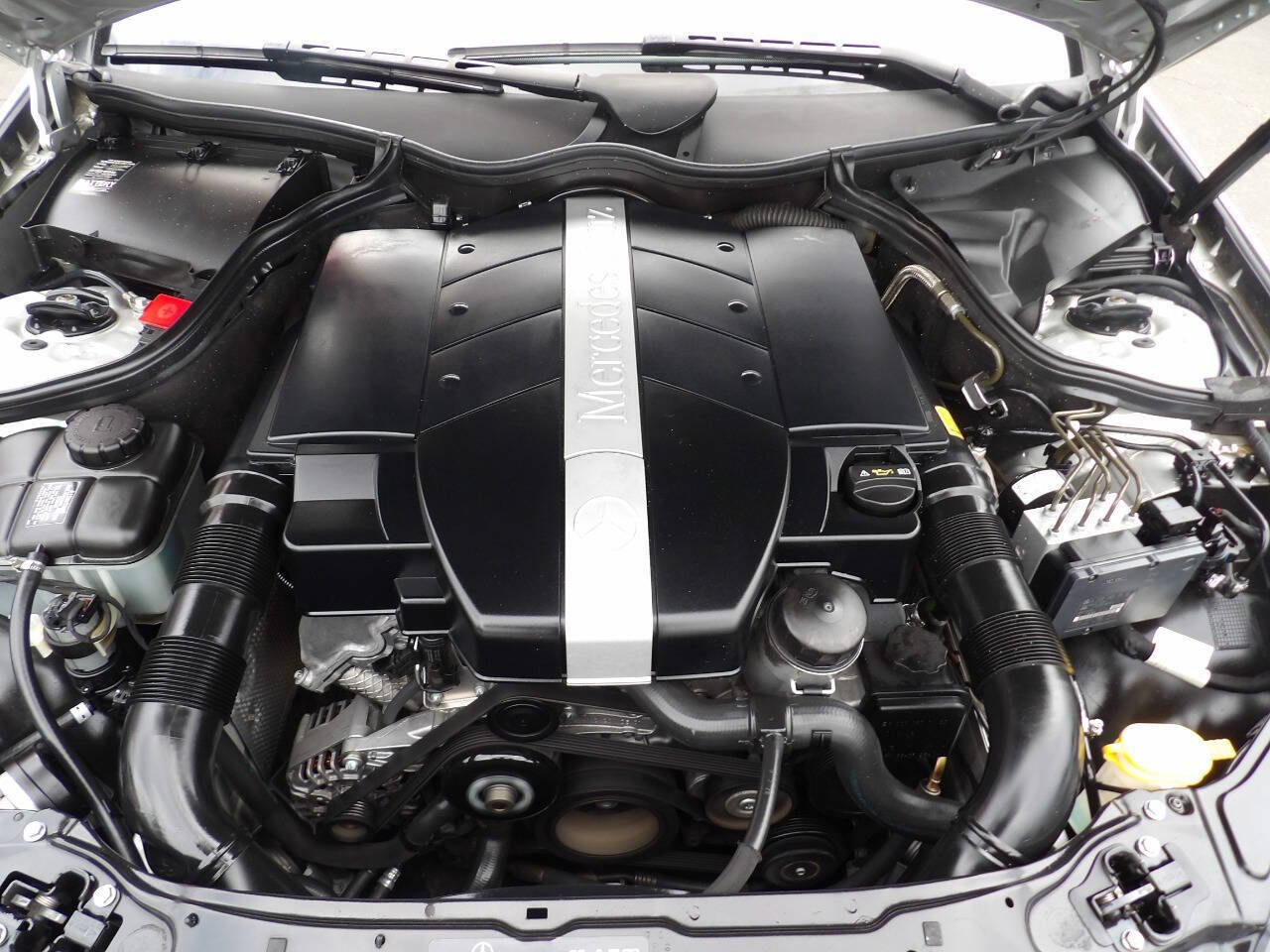 Used 2003 Mercedes-Benz CLK 320 Coupe image 13