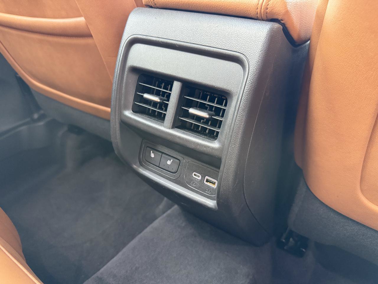 Used 2024 Cadillac XT4 Sport FWD image 39