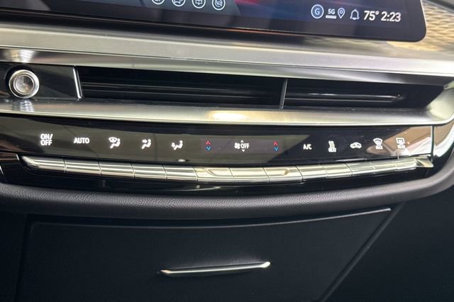 New 2026 Cadillac Lyriq V image 21