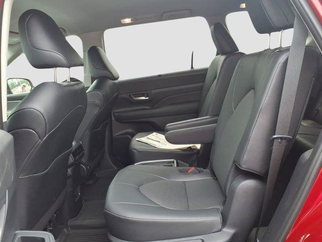 Certified 2026 Toyota Grand Highlander AWD image 17
