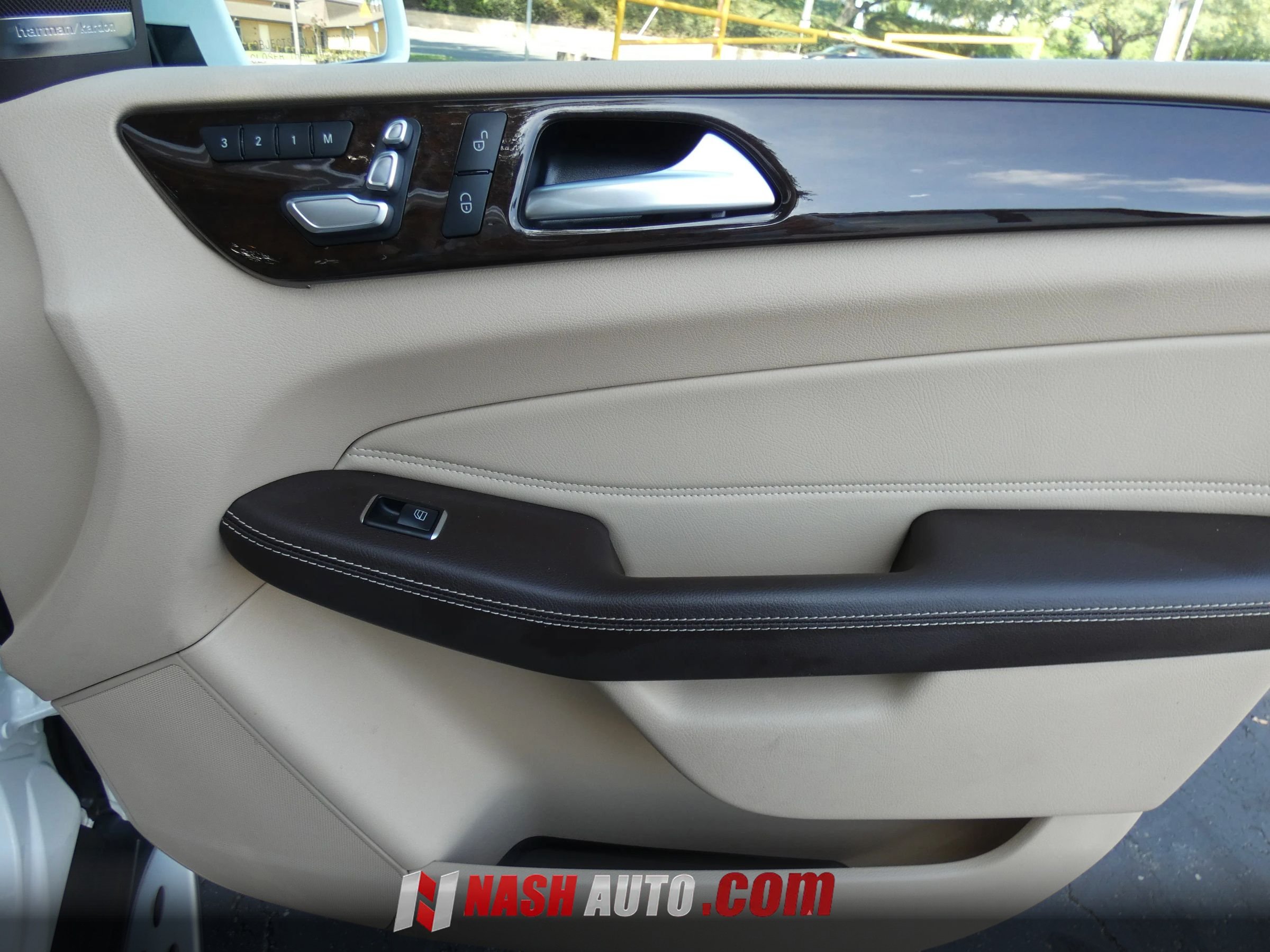 Used 2019 Mercedes-Benz GLS 450 4MATIC image 35