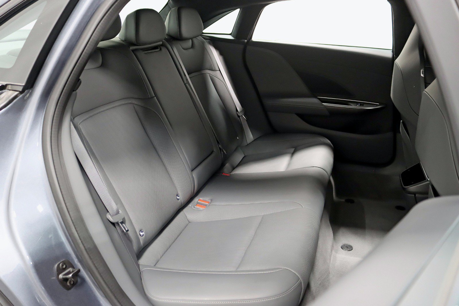 Used 2023 Lucid Air Pure AWD/4WD image 32