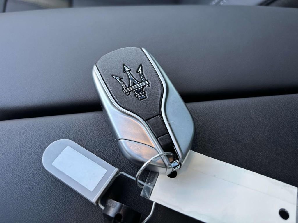 New 2023 Maserati Levante Modena image 51