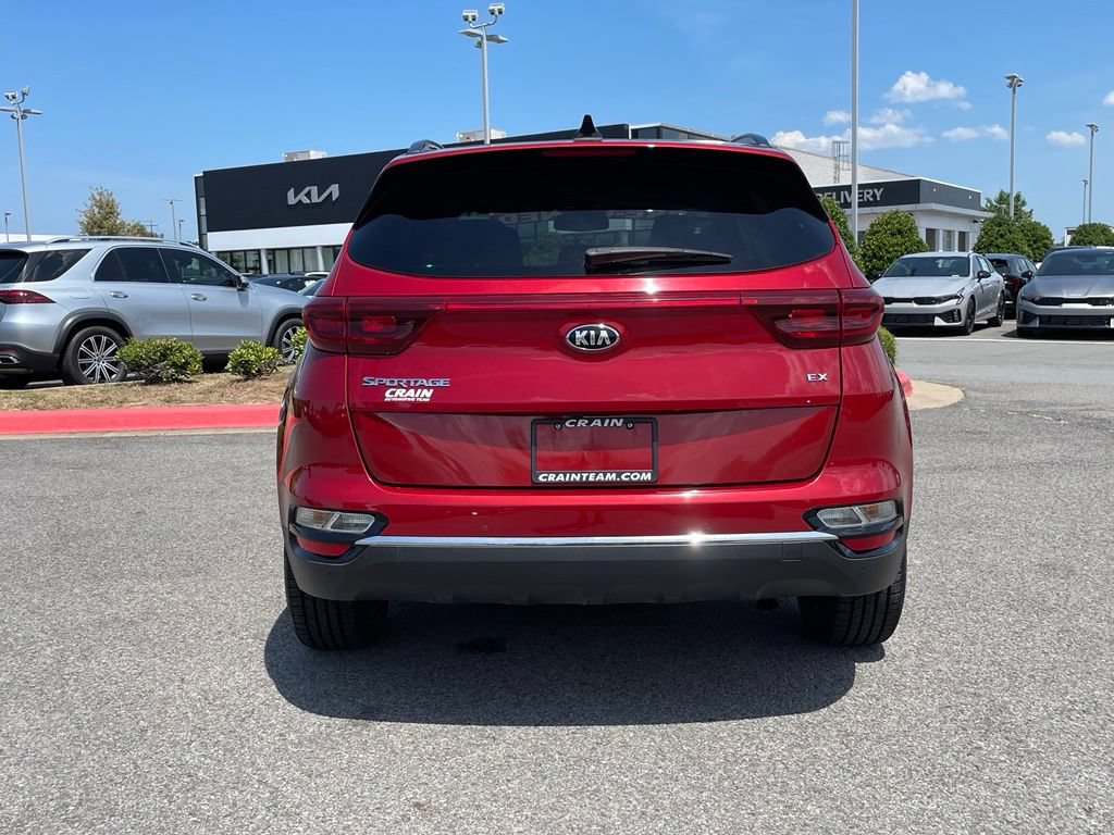 Used 2022 Kia Sportage EX w/ EX Technology Package FWD image 6