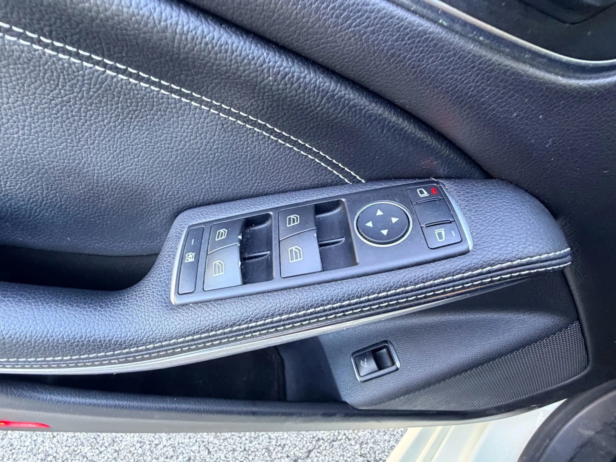 Used 2018 Mercedes-Benz CLA 250 4MATIC image 18