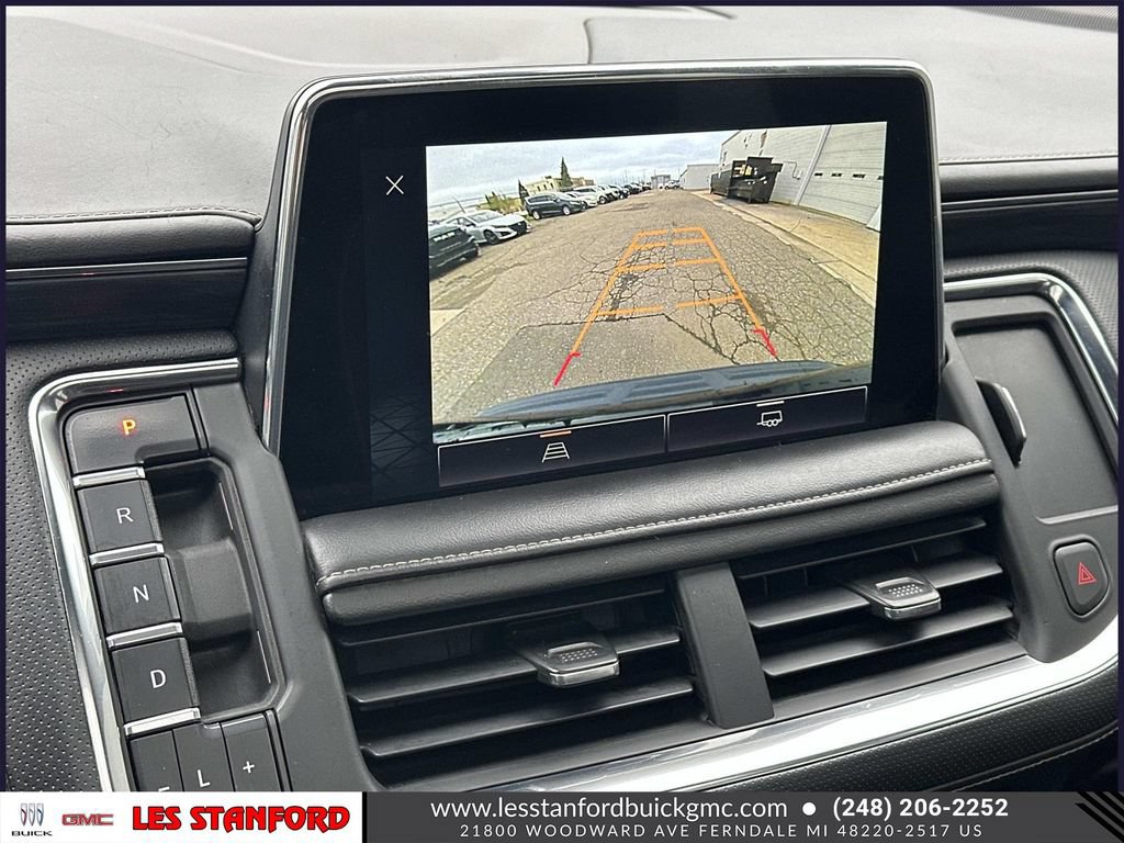 Used 2023 GMC Yukon XL SLT AWD/4WD image 32