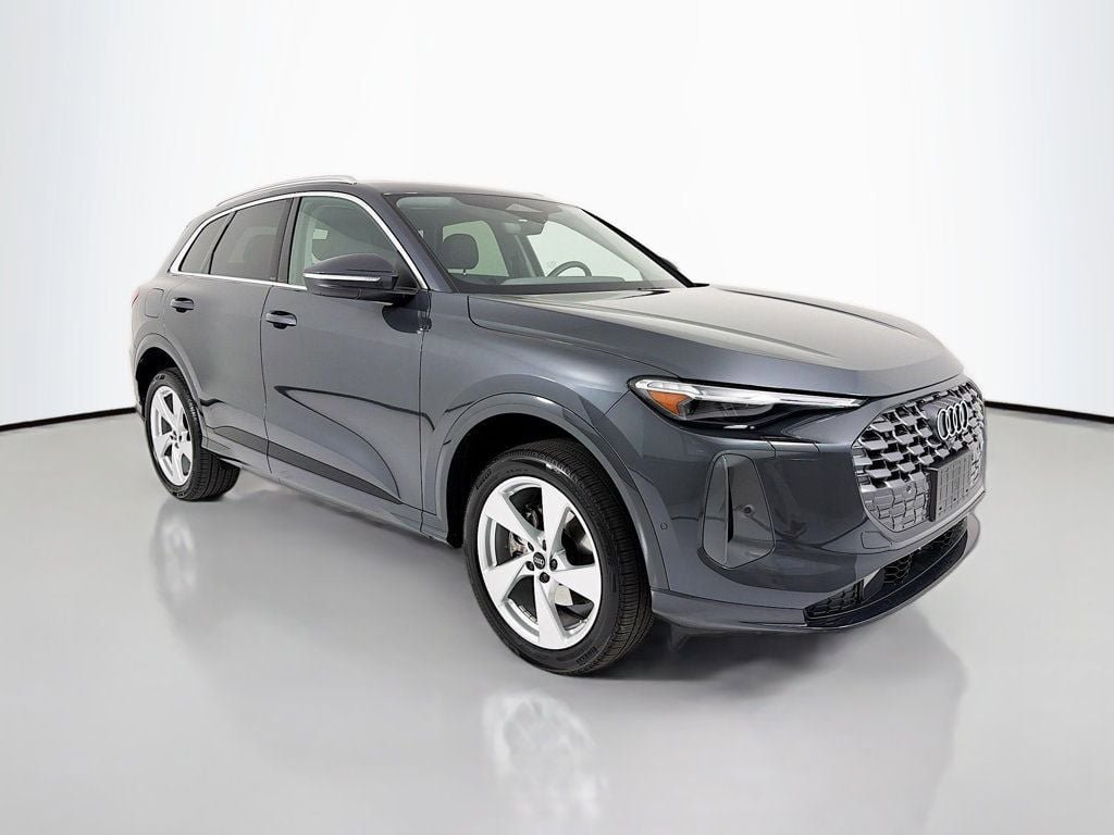 Certified 2025 Audi Q5 Premium Plus w/ Premium Plus