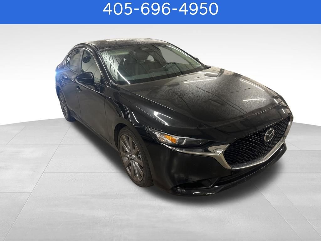 Used 2025 MAZDA MAZDA3 s FWD video 2