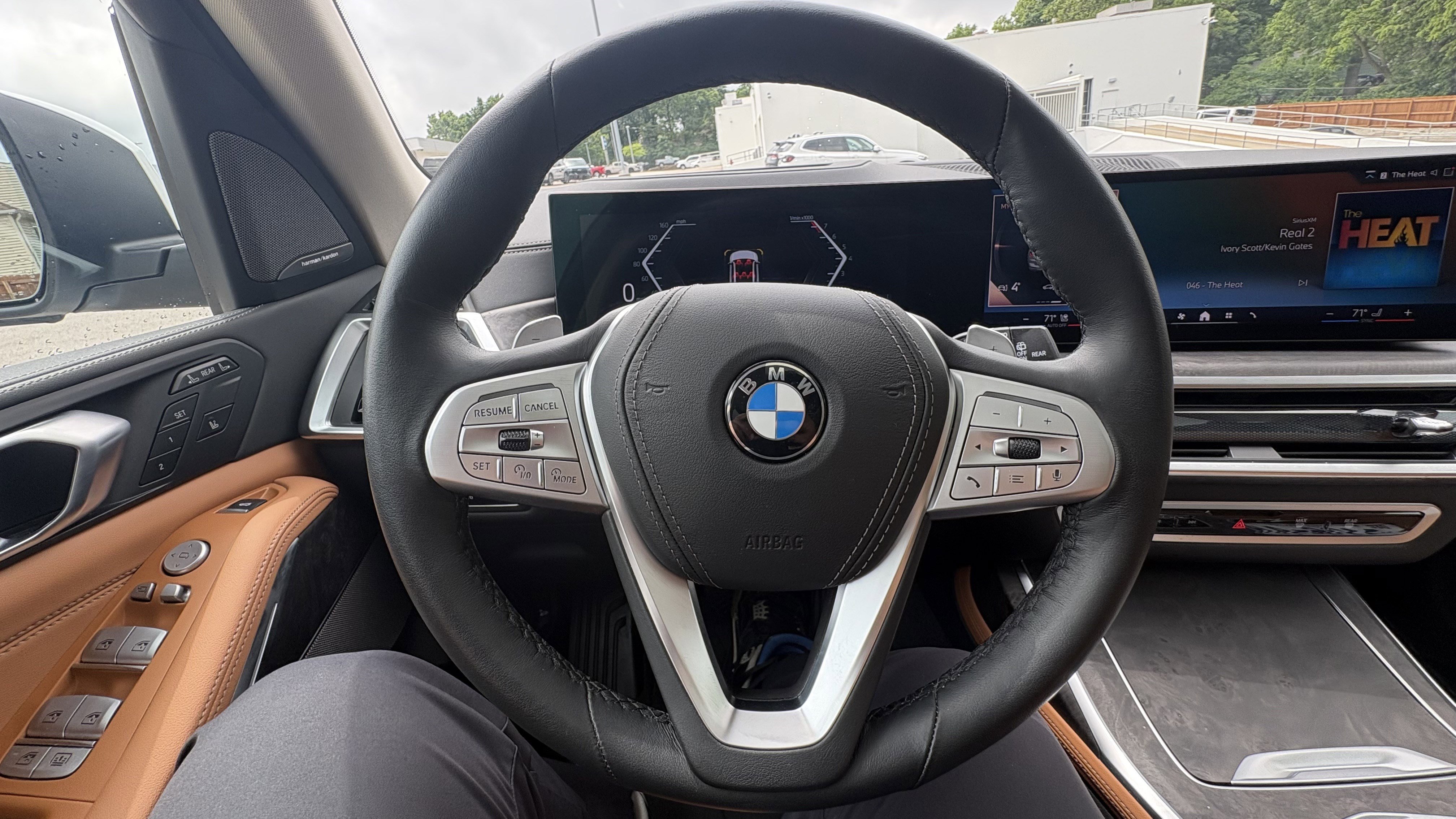 Used 2026 BMW X7 xDrive40i AWD/4WD image 19