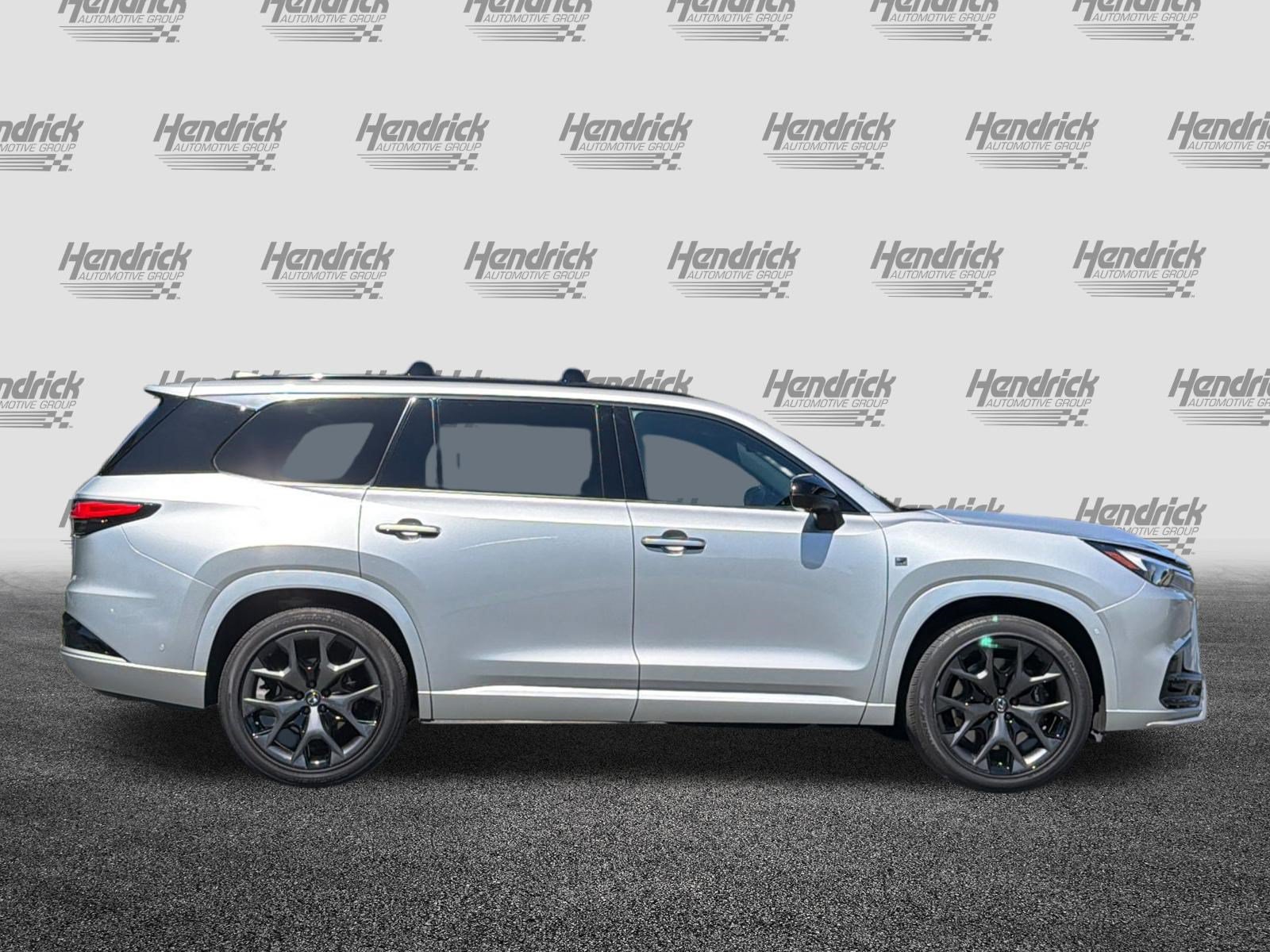 Certified 2025 Lexus TX 500h AWD w/ Technology Package image 3